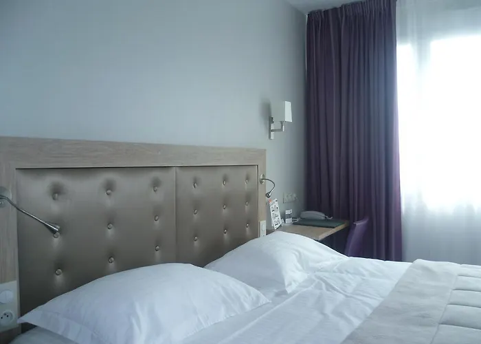 Hotel Anne De Bretagne